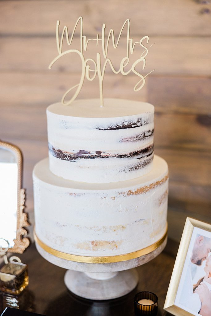 Layers wedding cake