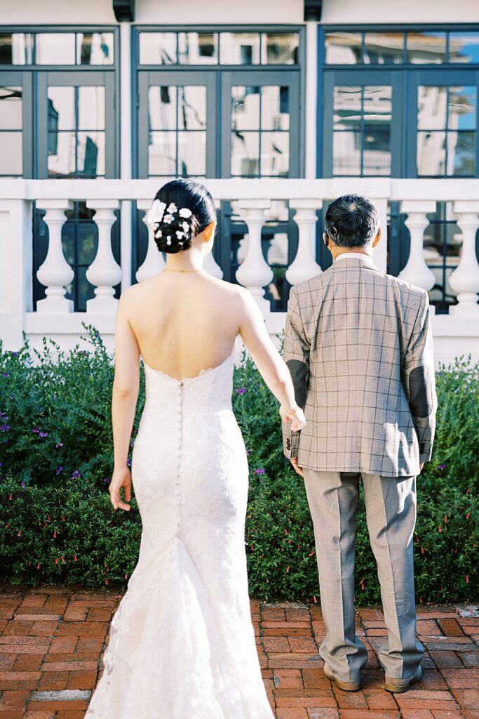 La Playa Hotel Wedding bride with dad