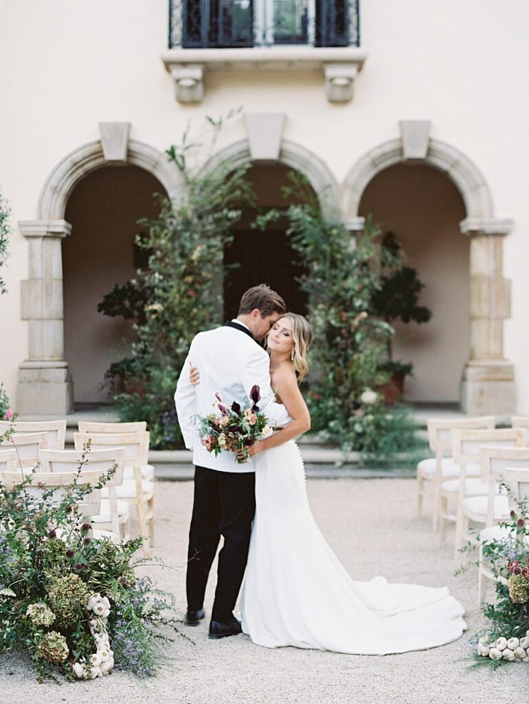 wedding couple at Stonepine Estate
