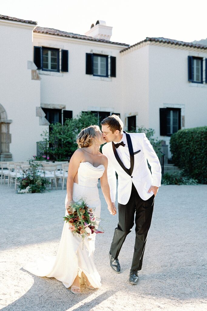 wedding couple at Stonepine Estate